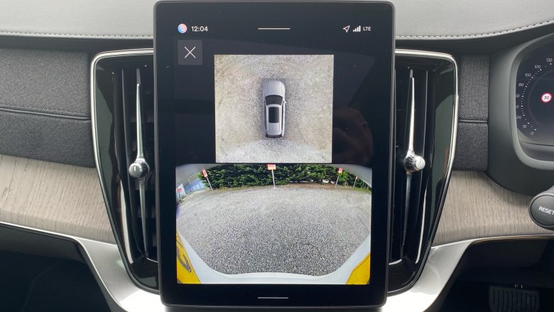 Volvo XC90 2.0 T8 PHEV Ultra Dark 5dr AWD Geartronic Estate